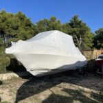 Shrink wrap zaštita plovila u Hrvatskoj – postavljanje folije s door zipom i ventilacijskim odzračnicima, Dry Dock by TriM Nautica Biograd